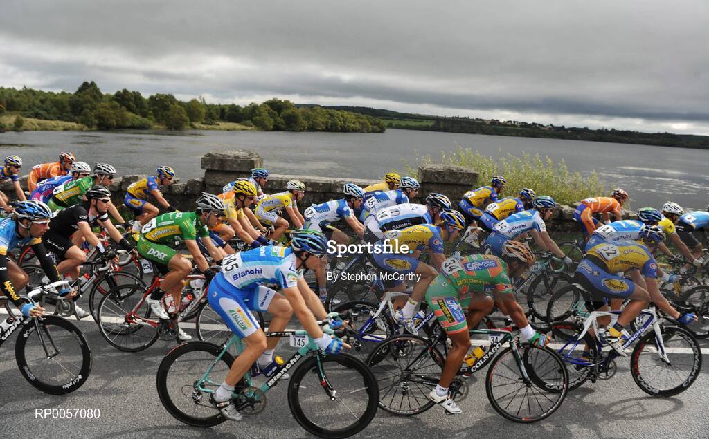 27 August 2008; A general view of the peleton on the approach to Roundwood, Co. Wicklow. 2008 Tour of Ireland - Stage 1, Dublin - Waterford. Picture credit: Stephen McCarthy / SPORTSFILE