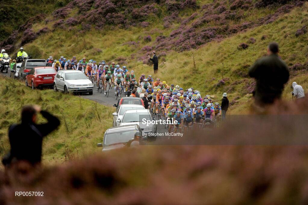 27 August 2008; A general view of the peloton on the approach to the summit of Mount Leinster, Co. Carlow. 2008 Tour of Ireland - Stage 1, Dublin - Waterford. Picture credit: Stephen McCarthy / SPORTSFILE  *** Local Caption ***
