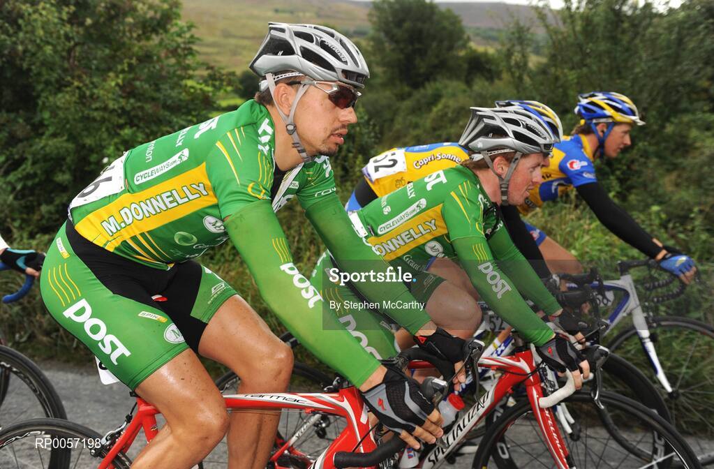 28 August 2008; Kenny Lisabett, left, and Paidi O'Brien, of the An Post sponsored Sean Kelly team, during the second stage of the Tour of Ireland. 2008 Tour of Ireland - Stage 2, Thurles - Loughrea. Picture credit: Stephen McCarthy / SPORTSFILE