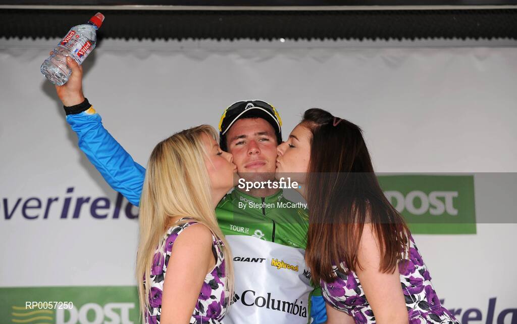 29 August 2008; Mark Cavendish, Team Columbia, after being presented with the An Post sponsored green jersey. 2008 Tour of Ireland - Stage 3, Ballinrobe - Galway. Picture credit: Stephen McCarthy / SPORTSFILE  *** Local Caption ***
