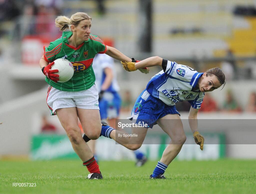 30 August 2008; Cora Staunton, Mayo, in action against Sharon Courtney, Monaghan. TG4 All-Ireland Ladies Senior Football Championship Semi-Final, Mayo v Monaghan, Pairc Tailteann, Navan. Photo by Sportsfile