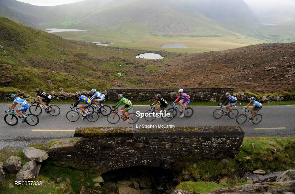 30 August 2008; A general view of a group of riders on the approach to the summit of Conor Pass, Co. Kerry. 2008 Tour of Ireland - Stage 4, Limerick - Dingle. Picture credit: Stephen McCarthy / SPORTSFILE