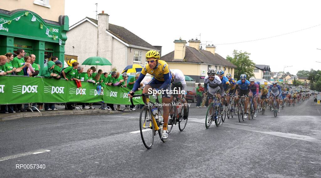 30 August 2008; Riders make their way across the An Post sponsored sprint line in Patrickswell, Co. Limerick. 2008 Tour of Ireland - Stage 4, Limerick - Dingle. Picture credit: Stephen McCarthy / SPORTSFILE  *** Local Caption ***