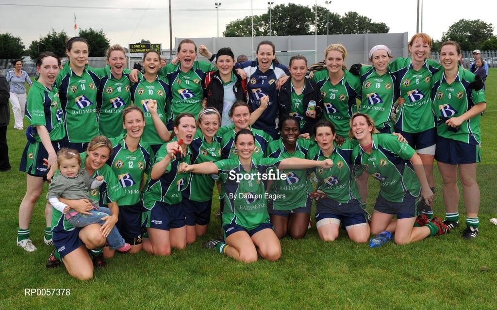 30 August 2008; The London team celebrate victory. TG4 All-Ireland Ladies Junior Football Championship Semi-Final, London v Wicklow, St. Peregrine's, Blakestown Rd, Dublin. Picture credit: Damien Eagers / SPORTSFILE