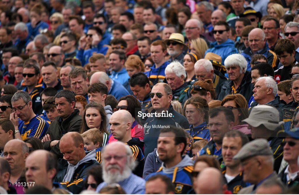 21 June 2015; Supporters of both Tipperary and Limerick stand in silence in memory of the those who died and were injured in the 'Berkeley' tragedy. Munster GAA Hurling Senior Championship, Semi-Final, Limerick v Tipperary, Gaelic Grounds, Limerick. Picture credit: Ray McManus / SPORTSFILE