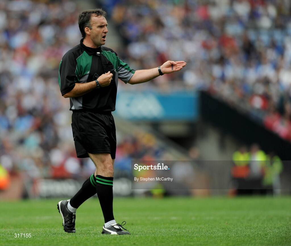 17 August 2008; Referee Diarmuid Kirwan, Cork. GAA Hurling All-Ireland Senior Championship Semi-Final, Tipperary v Waterford, Croke Park, Dublin. Picture credit: Stephen McCarthy / SPORTSFILE