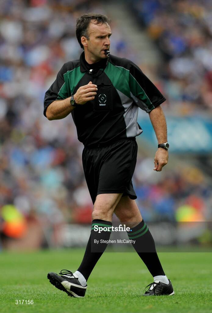 17 August 2008; Referee Diarmuid Kirwan, Cork. GAA Hurling All-Ireland Senior Championship Semi-Final, Tipperary v Waterford, Croke Park, Dublin. Picture credit: Stephen McCarthy / SPORTSFILE