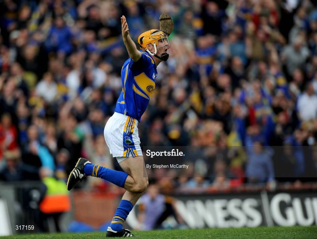 17 August 2008; Seamus Callinan, Tipperary, celebrates after scoring his side's only goal. GAA Hurling All-Ireland Senior Championship Semi-Final, Tipperary v Waterford, Croke Park, Dublin. Picture credit: Stephen McCarthy / SPORTSFILE