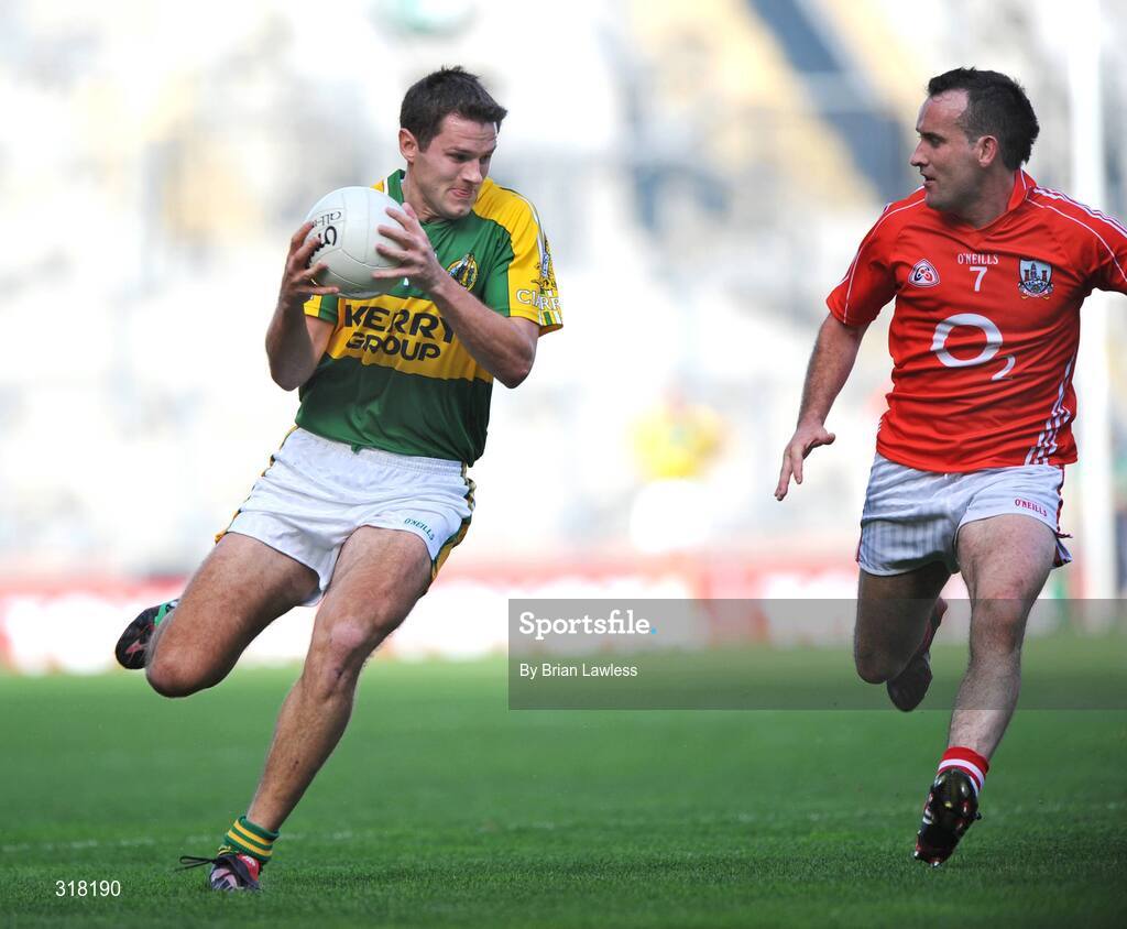 24 August 2008; Eoin Brosnan, Kerry, in action against Kieran O'Connor, Cork. GAA Football All-Ireland Senior Championship Semi-Final, Kerry v Cork, Croke Park, Dublin. Picture credit: Brian Lawless / SPORTSFILE