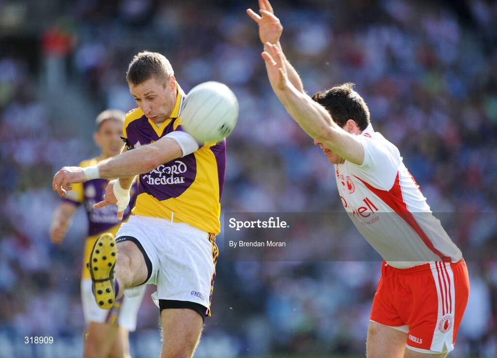 31 August 2008; Matty Forde, Wexford, in action against Conor Gormley, Tyrone. GAA Football All-Ireland Senior Championship Semi-Final, Tyrone v Wexford, Croke Park, Dublin. Picture credit: Brendan Moran / SPORTSFILE