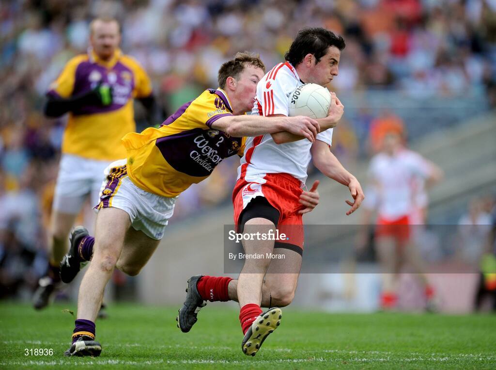 31 August 2008; Davy Harte, Tyrone, in action against David Walsh, Wexford. GAA Football All-Ireland Senior Championship Semi-Final, Tyrone v Wexford, Croke Park, Dublin. Picture credit: Brendan Moran / SPORTSFILE