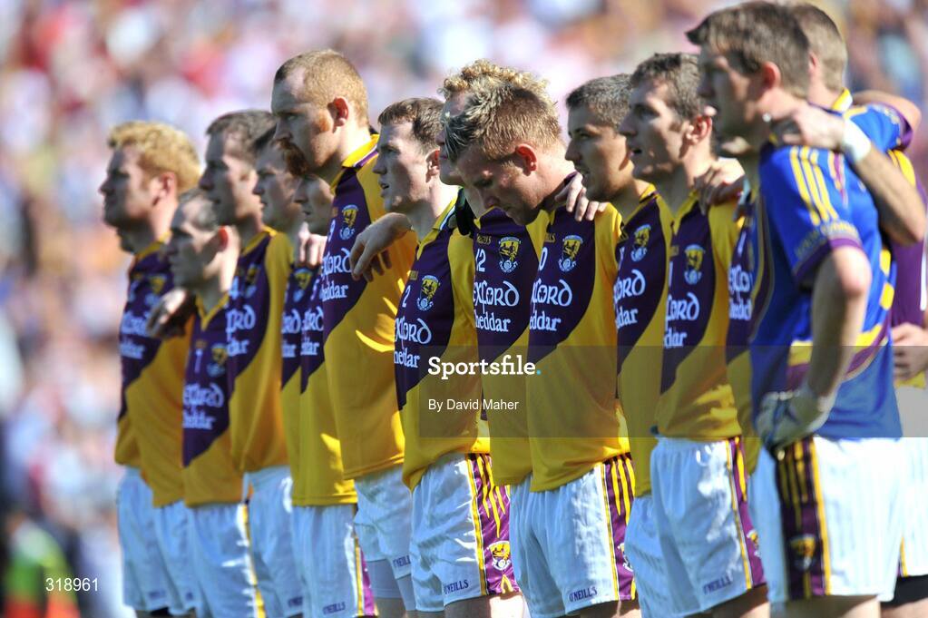 31 August 2008; Wexford players stand together during the playing of the national anthem. GAA Football All-Ireland Senior Championship Semi-Final, Tyrone v Wexford, Croke Park, Dublin. Picture credit: David Maher / SPORTSFILE