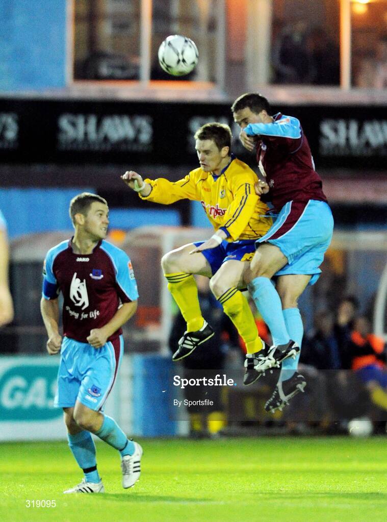 1 September 2008; Jamie Tomelty, Dungannon Swifts, in action against Graham Gartland, Drogheda United. Setanta Sports Cup, Group One, Drogheda United v Dungannon Swifts, United Park, Drogheda, Co. Louth. Photo by Sportsfile
