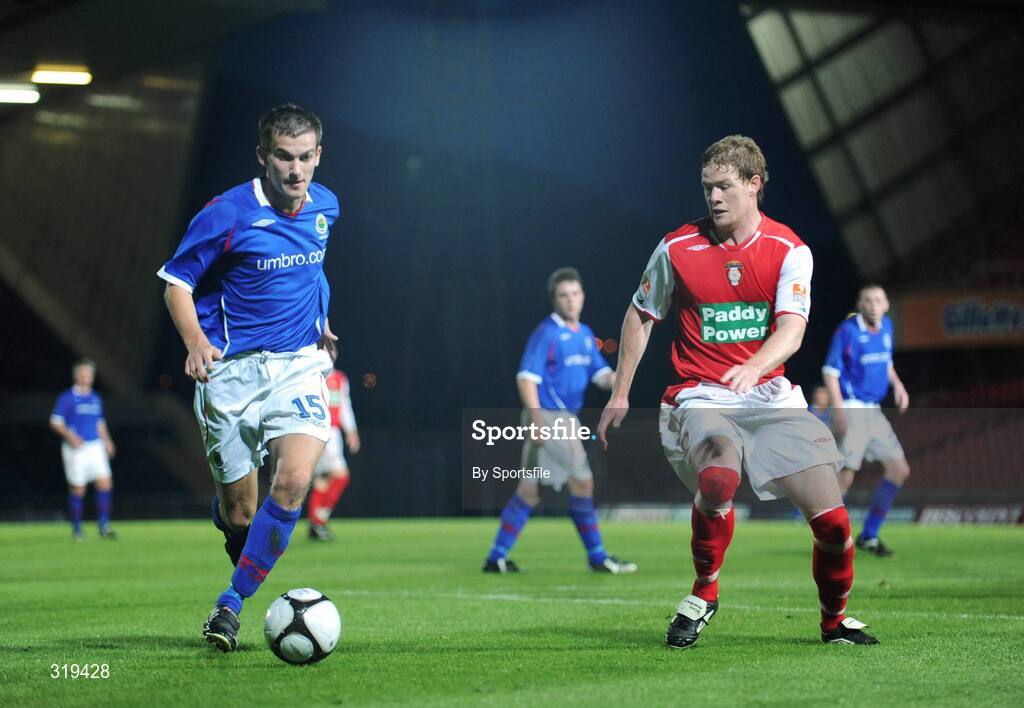 2 September 2008; Mark Miskimmin, Linfield, in action against Stephen Paisley, St. Patrick's Athletic. Setanta Sports Cup, Group Two, Linfield v St. Patrick's Athletic, Windsor Park, Belfast, Co. Antrim. Photo by Sportsfile