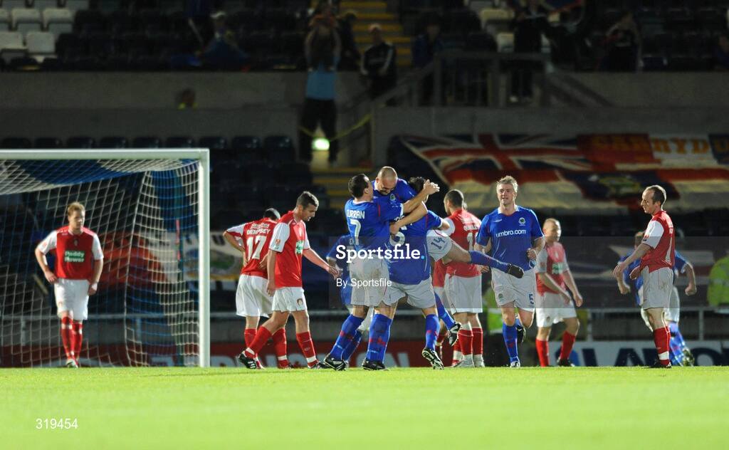 2 September 2008; Linfield celebrate after scoring their equalizing goal which came from a Jamie Mulgrew free kick deflecting off Keith Fahey. Setanta Sports Cup, Group Two, Linfield v St. Patrick's Athletic, Windsor Park, Belfast, Co. Antrim. Photo by Sportsfile