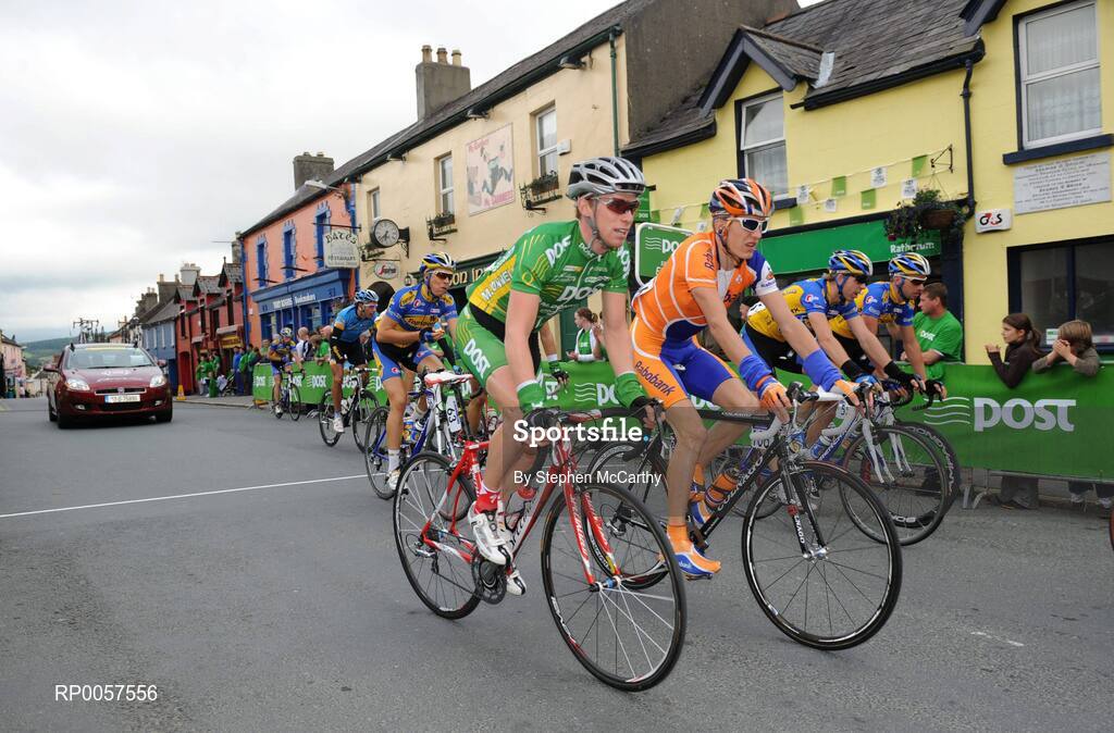 27 August 2008; Stephen Gallagher, of the An Post Sponored Sean Kelly team, rides past the An Post sponsored sprint line in Rathdrum, Co. Wicklow. 2008 Tour of Ireland - Stage 1, Dublin - Waterford. Picture credit: Stephen McCarthy / SPORTSFILE  *** Local Caption ***