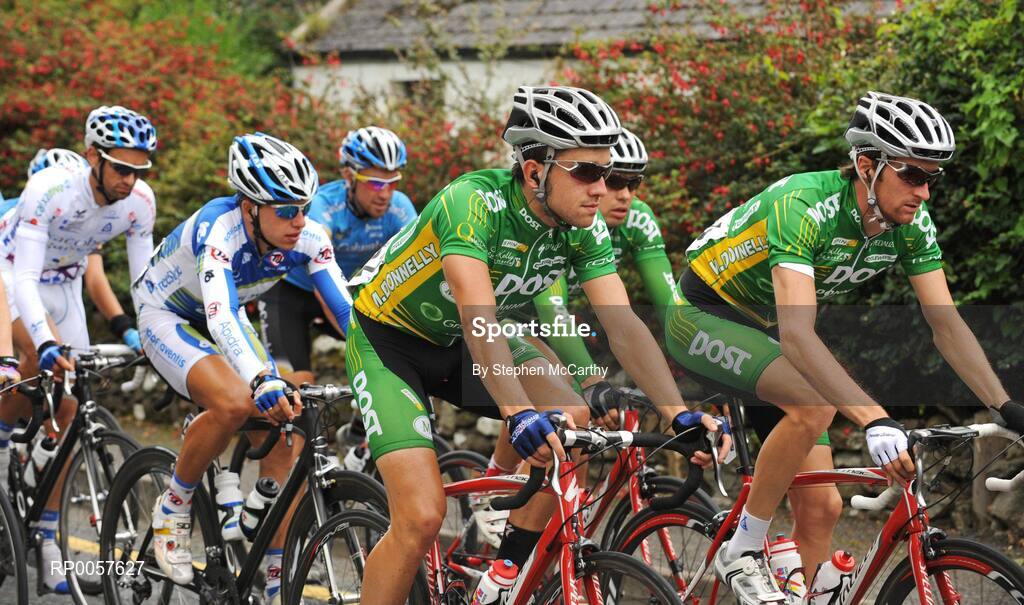 29 August 2008; Members of the An Post sponsored Sean Kelly team, from left, Mark Cassidy, Kenny Lisabeth, and Daniel Lloyd in action during the third stage of the Tour of Ireland. 2008 Tour of Ireland - Stage 3, Ballinrobe - Galway. Picture credit: Stephen McCarthy / SPORTSFILE  *** Local Caption ***