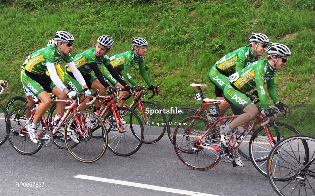 30 August 2008; Members of the An Post sponsored Sean Kelly team, from left, Dan Fleeman, Mark Cassidy, Stephen Gallagher, Kenny Lisabeth and Paidi O'Brien in action during the fourth stage of the Tour of Ireland. 2008 Tour of Ireland - Stage 4, Limerick - Dingle. Picture credit: Stephen McCarthy / SPORTSFILE  *** Local Caption ***