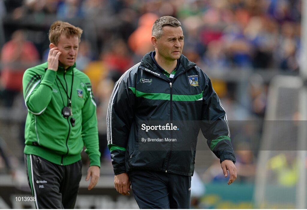 21 June 2015; TJ Ryan, Limerick manager, with team coach Paul Beary, left. Munster GAA Hurling Senior Championship, Semi-Final, Limerick v Tipperary, Gaelic Grounds, Limerick. Picture credit: Brendan Moran / SPORTSFILE