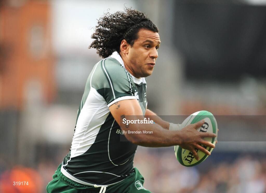 30 August 2008; Isa Nacewa, Leinster. Pre-season friendly, Queensland Reds v Leinster, Donnybrook Stadium, Donnybrook, Dublin. Picture credit: Brendan Moran / SPORTSFILE