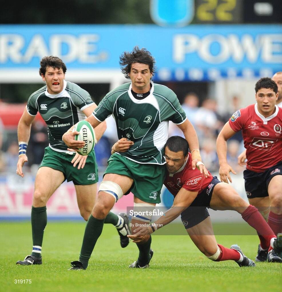 30 August 2008; Cameron Jowitt, Leinster, in action against the Queensland Reds. Pre-season friendly, Queensland Reds v Leinster, Donnybrook Stadium, Donnybrook, Dublin. Picture credit: Brendan Moran / SPORTSFILE