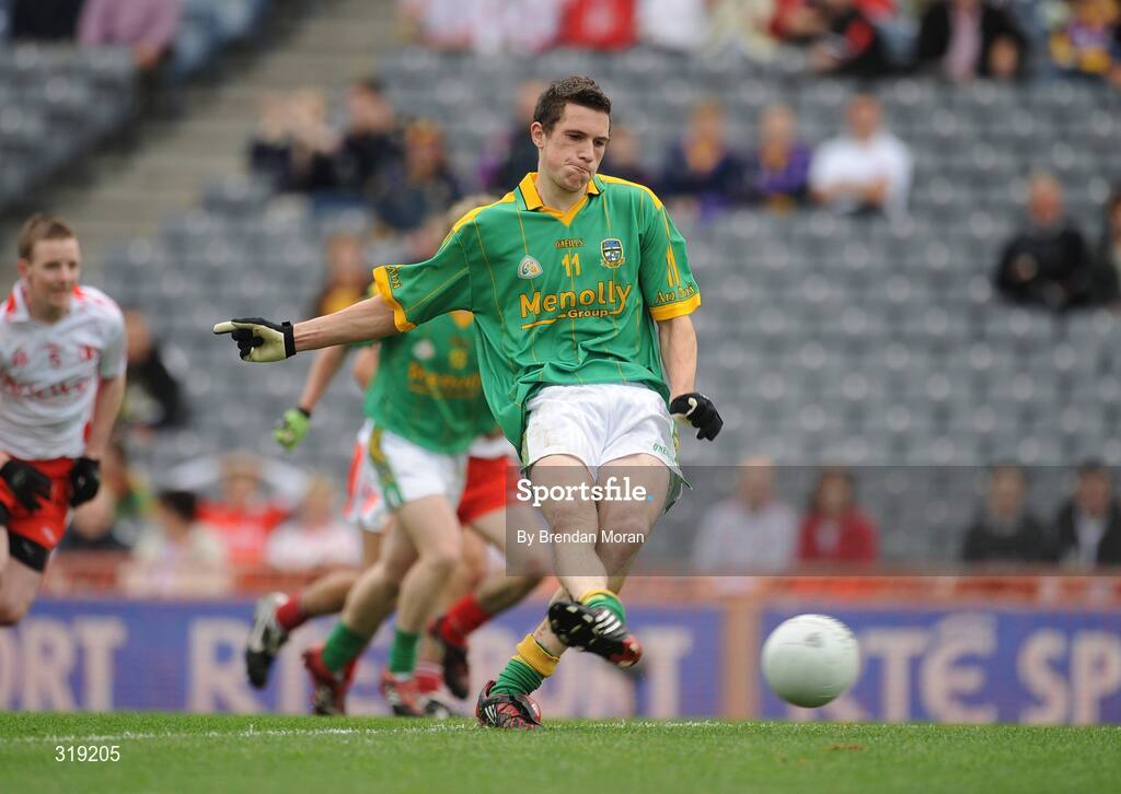 31 August 2008; Michael Newman, Meath, kicks a penalty which was saved by Tyrone goalkeeper Tim Harney. ESB GAA Football All-Ireland Minor Championship Semi-Final, Meath v Tyrone, Croke Park, Dublin. Picture credit: Brendan Moran / SPORTSFILE