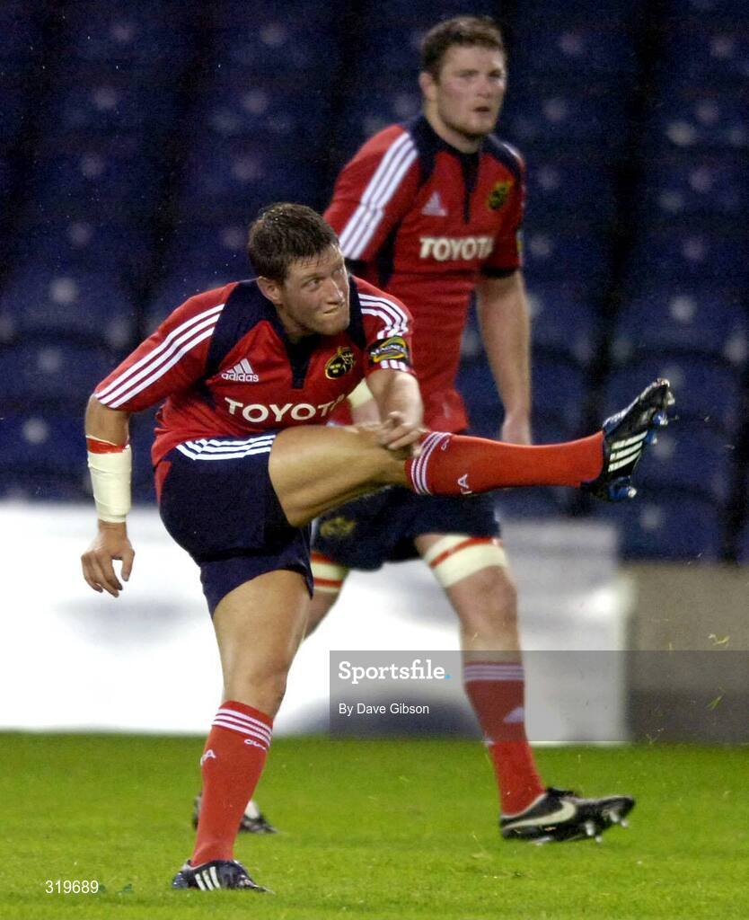 5 September 2008; Ronan O'Gara, Munster, kicks to score his first conversion of the game against Edinburgh. Magners League, Edinburgh v Munster, Murrayfield Stadium, Edinburgh, Scotland. Picture credit: Dave Gibson / SPORTSFILE