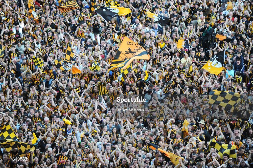 7 September 2008; Kilkenny supporters, who invaded the pitch, cheer as the presentation is made. GAA Hurling All-Ireland Senior Championship Final, Kilkenny v Waterford, Croke Park, Dublin. Picture credit: Ray McManus / SPORTSFILE