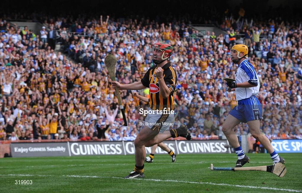 7 September 2008; Eoin Larkin, Kilkenny, celebrates after scoring his side's third goal against Waterford. GAA Hurling All-Ireland Senior Championship Final, Kilkenny v Waterford, Croke Park, Dublin. Picture credit: Brendan Moran / SPORTSFILE