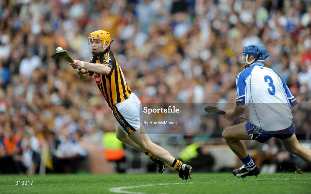 7 September 2008; Richie Power, Kilkenny, in action against Declan Prendergast, Waterford. GAA Hurling All-Ireland Senior Championship Final, Kilkenny v Waterford, Croke Park, Dublin. Picture credit: Ray McManus / SPORTSFILE