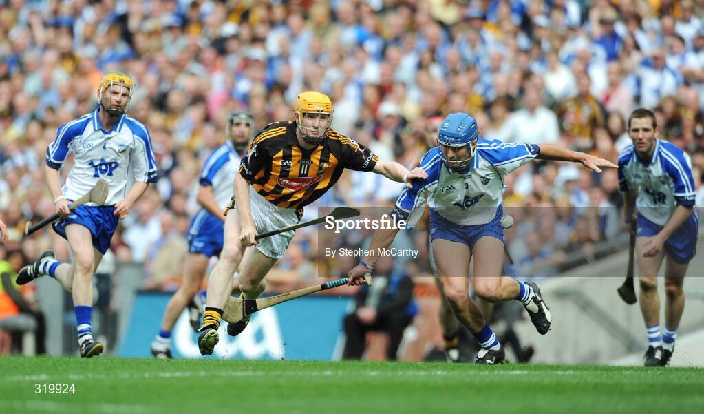 7 September 2008; Richie Power, Kilkenny, in action against Declan Prendergast, Waterford. GAA Hurling All-Ireland Senior Championship Final, Kilkenny v Waterford, Croke Park, Dublin. Picture credit: Stephen McCarthy / SPORTSFILE
