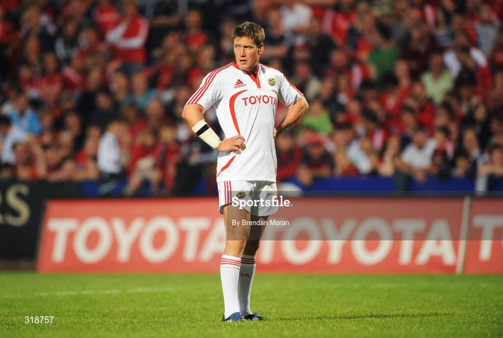 29 August 2008; Ronan O'Gara, Munster. Pre-Season Friendly - Munster v London Irish, Musgrave Park, Cork. Picture credit: Brendan Moran / SPORTSFILE