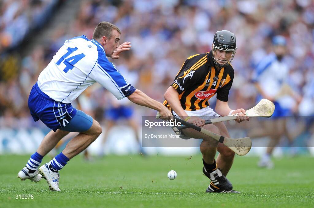 7 September 2008; Jackie Tyrrell, Kilkenny, in action against Eoin Kelly, Waterford. GAA Hurling All-Ireland Senior Championship Final, Kilkenny v Waterford, Croke Park, Dublin. Picture credit: Brendan Moran / SPORTSFILE