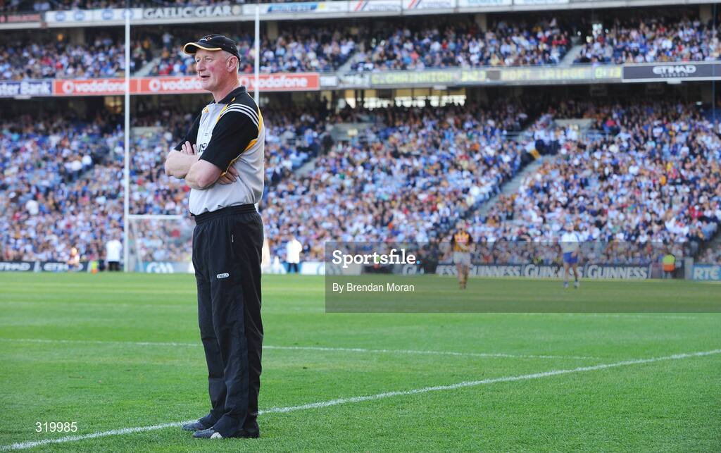 7 September 2008; Kilkenny manager Brian Cody watches the final moments of the game as the scoreboard reads Kilkenny 3-27 Waterford 0-13. GAA Hurling All-Ireland Senior Championship Final, Kilkenny v Waterford, Croke Park, Dublin. Picture credit: Brendan Moran / SPORTSFILE