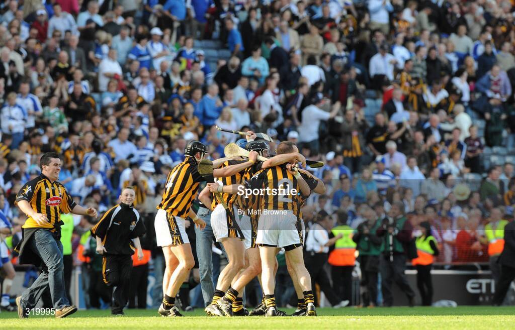 7 September 2008; Kilkenny players celebrate at the final whistle. GAA Hurling All-Ireland Senior Championship Final, Kilkenny v Waterford, Croke Park, Dublin. Picture credit: Matt Browne / SPORTSFILE