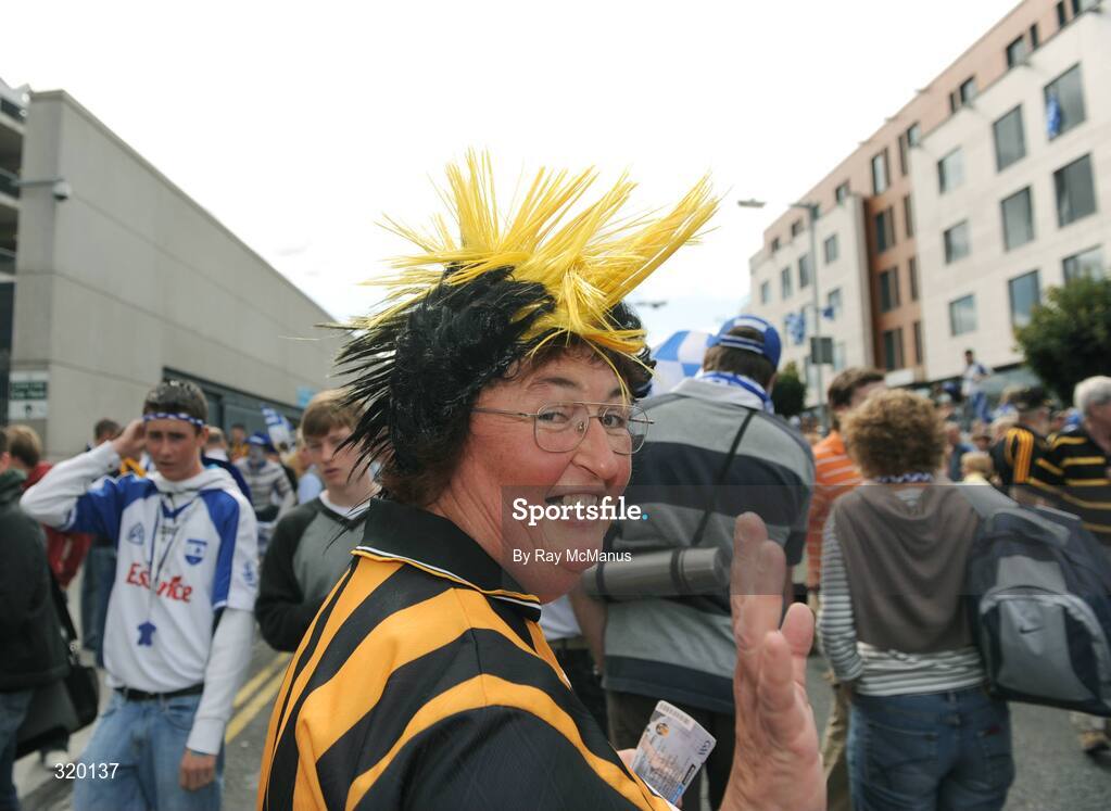 7 September 2008; A Kilkenny supporter on her way to the game. GAA Hurling All-Ireland Senior Championship Final, Kilkenny v Waterford, Croke Park, Dublin. Picture credit: Ray McManus / SPORTSFILE