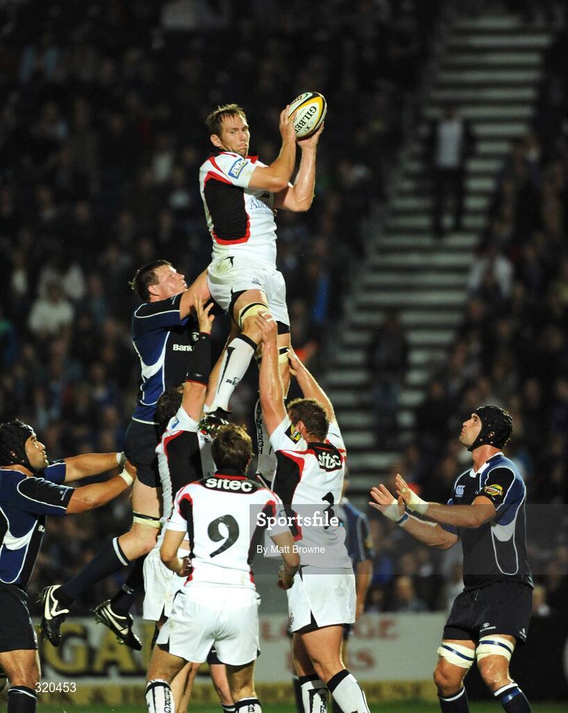 12 September 2008; Ben Gissing, Edinburgh, takes the ball in the lineout against Malcolm O'Kelly, Leinster. Magners League, Leinster v Edinburgh, RDS, Ballsbridge, Dublin.  Picture credit: Matt Browne / SPORTSFILE