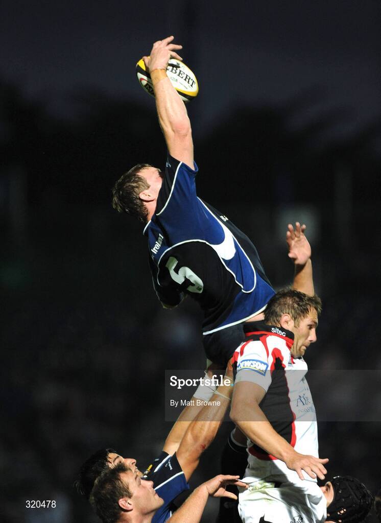 12 September 2008; Malcolm O'Kelly, Leinster, takes the ball in the lineout against Ben Gissing, Edinburgh. Magners League, Leinster v Edinburgh, RDS, Ballsbridge, Dublin.  Picture credit: Matt Browne / SPORTSFILE