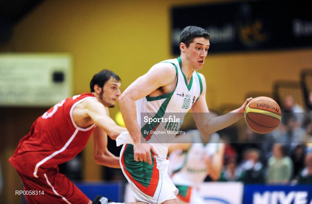 10 September 2008; Colin O'Reilly, Ireland, in action against Viktor Sanikidze, Georgia. Senior Men's Basketball European Championship - Division B - Group C - Ireland v Georgia, National Basketball Arena, Tallaght, Dublin. Picture credit: Stephen McCarthy / SPORTSFILE