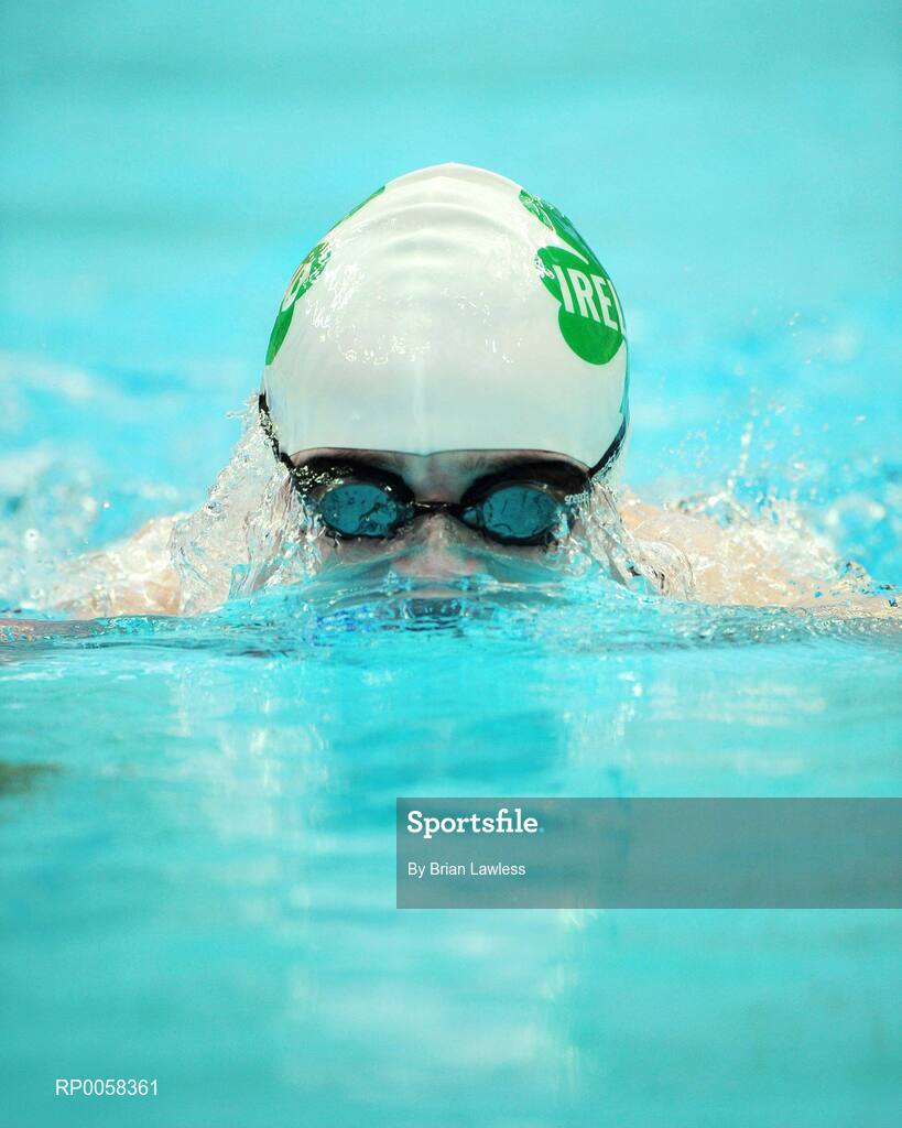 11 September 2008; Ireland's Ellen Keane, from Clontarf, Dublin, in action during the Women's 200m Individual Medley - SM9 heats. Ellen set a new Irish record in a time of 2:47.35 beating her PB by 2 seconds. Beijing Paralympic Games 2008, Women's 200m Individual Medley - SM9, Heat 2, National Aquatic Centre, Olympic Green, Beijing, China. Picture credit: Brian Lawless / SPORTSFILE