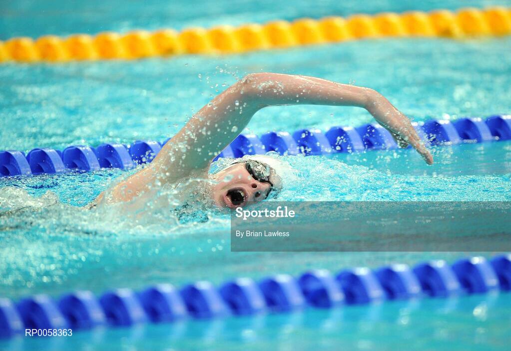 11 September 2008; Ireland's Ellen Keane, from Clontarf, Dublin, in action during the Women's 200m Individual Medley - SM9 heats. Ellen set a new Irish record in a time of 2:47.35 beating her PB by 2 seconds. Beijing Paralympic Games 2008, Women's 200m Individual Medley - SM9, Heat 2, National Aquatic Centre, Olympic Green, Beijing, China. Picture credit: Brian Lawless / SPORTSFILE