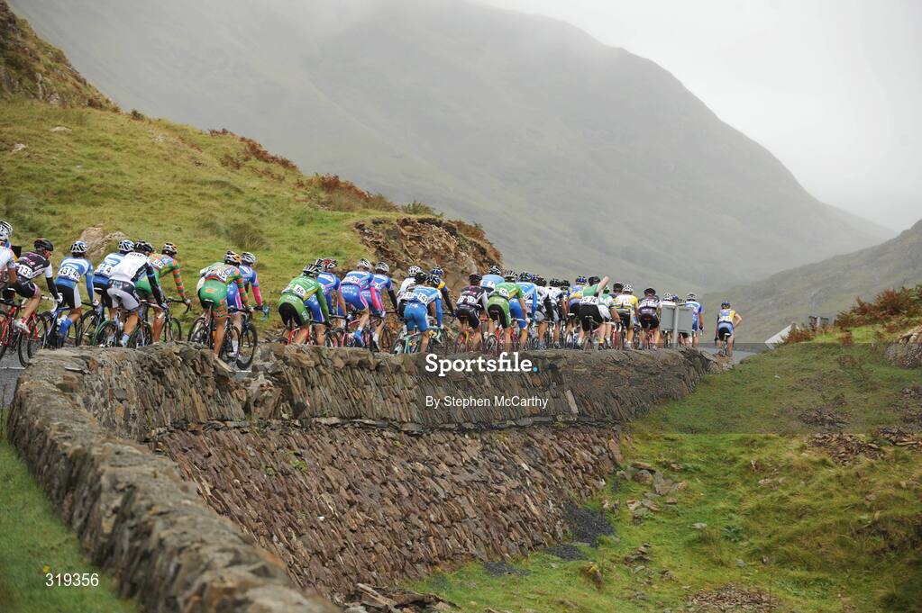 29 August 2008;  A general view of the peleton during the third stage of the Tour of Ireland. 2008 Tour of Ireland - Stage 3, Ballinrobe - Galway. Picture credit: Stephen McCarthy / SPORTSFILE
