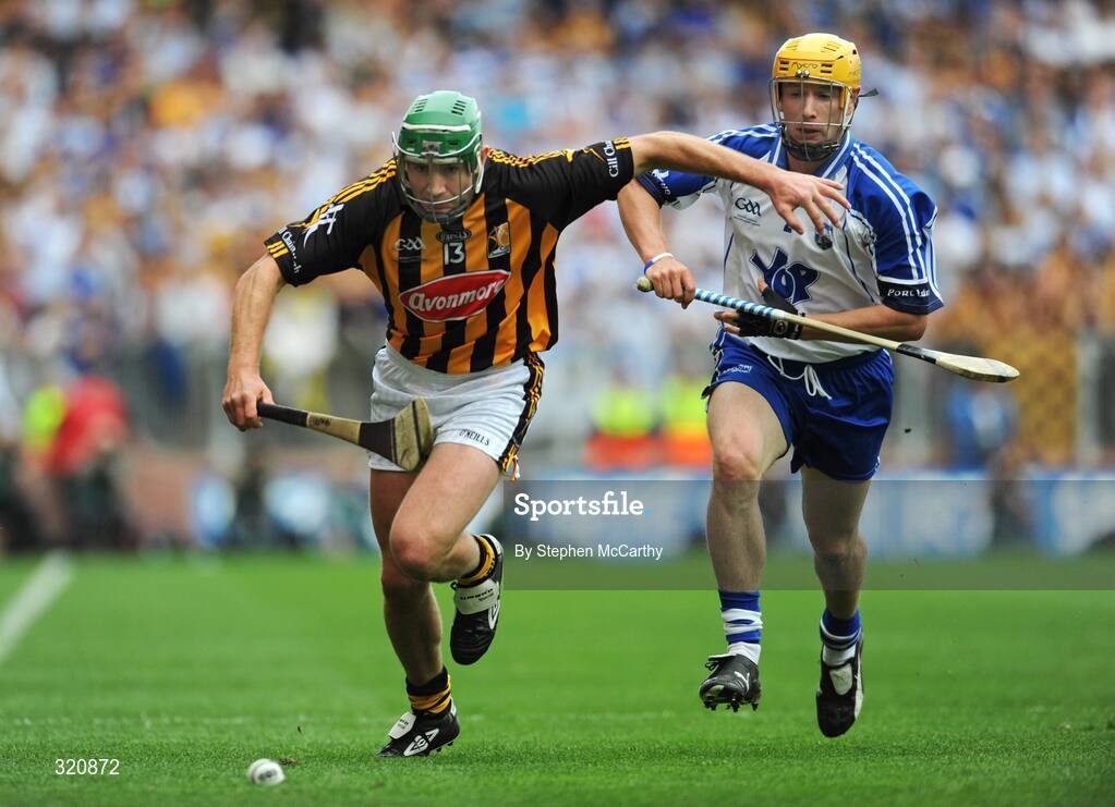 7 September 2008; Eddie Brennan, Kilkenny, in action against Eoin Murphy, Waterford. GAA Hurling All-Ireland Senior Championship Final, Kilkenny v Waterford, Croke Park, Dublin. Picture credit: Stephen McCarthy / SPORTSFILE