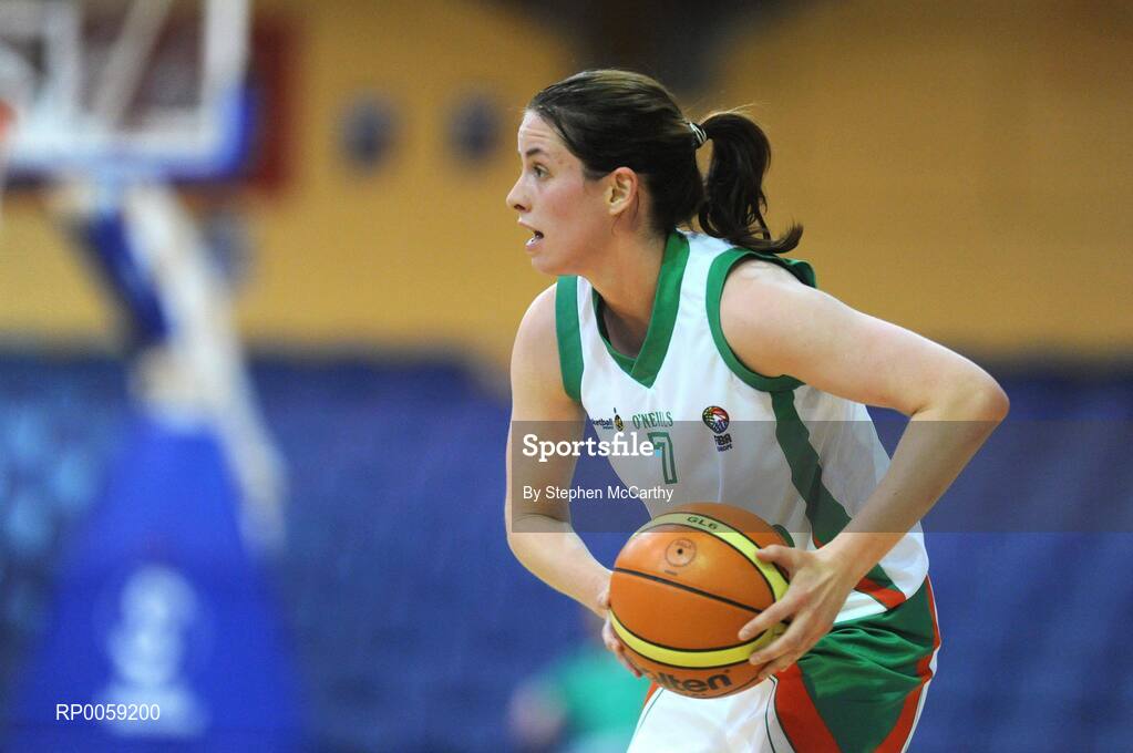 6 September 2008; Niamh Dwyer, Ireland. Senior Women's Basketball European Championship - Division B - Group A - Ireland v Iceland, National Basketball Arena, Tallaght, Dublin. Picture credit: Stephen McCarthy / SPORTSFILE
