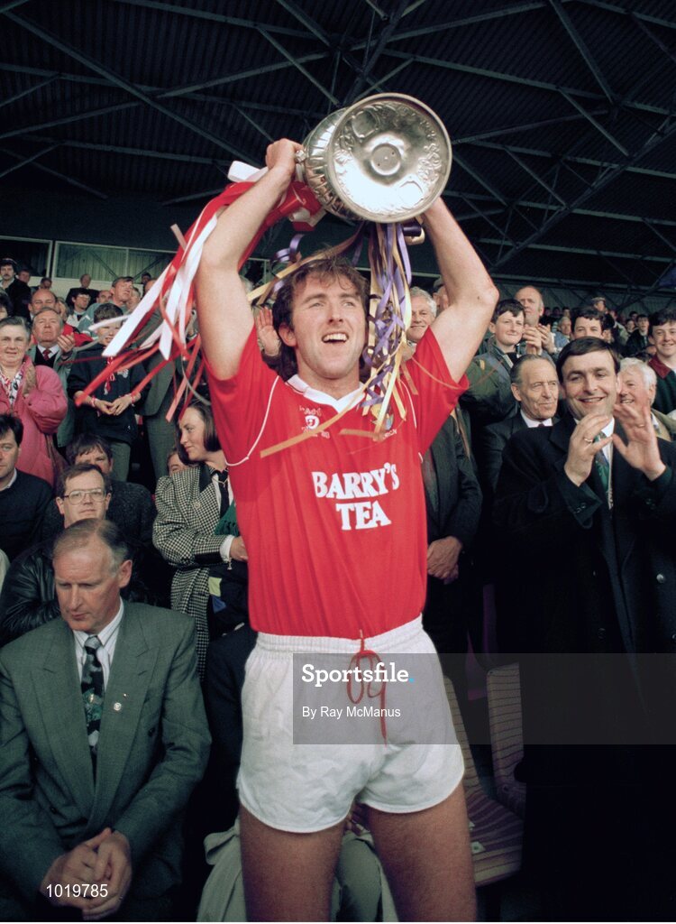 22 May 1993; Cork captain Brian Corcoran lifts the cup. National Hurling League Final Replay, Cork v Wexford, Semple Stadium, Thurles, Co. Tipperary. Picture Credit: Ray McManus / SPORTSFILE.