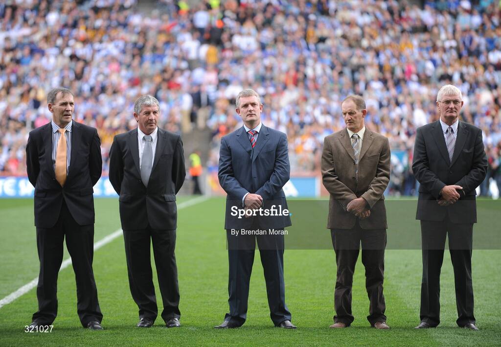 7 September 2008; Members of the 1983 All-Star Hurling team, from left, Frank Cummins, Kilkenny, John Fenton, Cork, Nicky English, Tipperary, Ger Fennelly, Kilkenny and Noel Lane, Galway are introduced to the crowd before the game. GAA Hurling All-Ireland Senior Championship Final, Kilkenny v Waterford, Croke Park, Dublin. Picture credit: Brendan Moran / SPORTSFILE