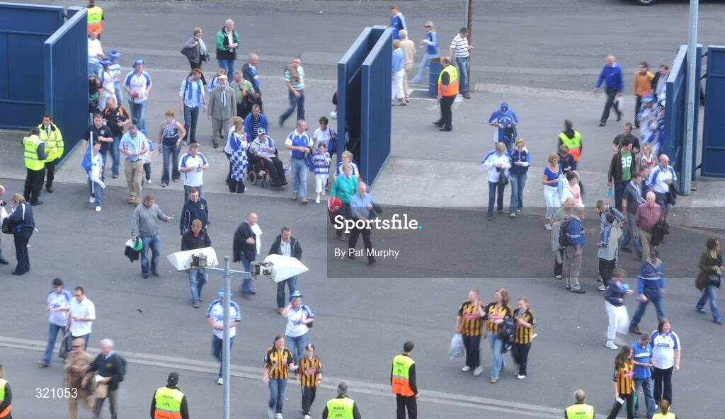 7 September 2008; Supporters of both sides make their way into Croke Park. GAA Hurling All-Ireland Senior Championship Final, Kilkenny v Waterford, Croke Park, Dublin. Picture credit: Pat Murphy / SPORTSFILE