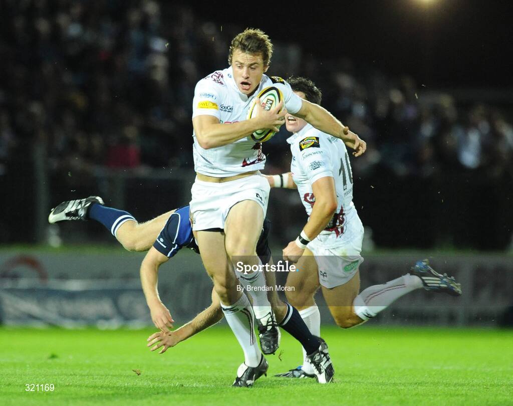 19 September 2008; Tommy Bowe, Ospreys, breaks through the tackle of Luke Fitzgerald, Leinster. Magners League, Leinster v Neath Swansea Ospreys, RDS, Dublin. Picture credit: Brendan Moran / SPORTSFILE