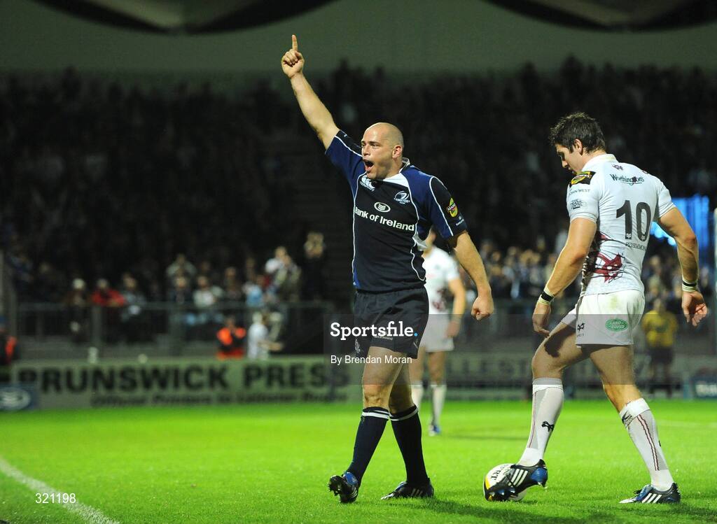 19 September 2008; Felipe Contepomi, Leinster, celebrates after scoring a try which was subsequently disallowed. Magners League, Leinster v Neath Swansea Ospreys, RDS, Dublin. Picture credit: Brendan Moran / SPORTSFILE