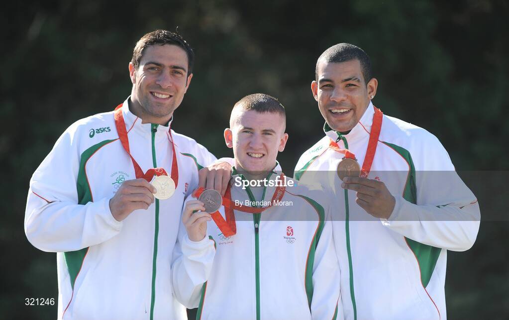 20 September 2008; Irish Olympic medallists Kenny Egan, left, Paddy Barnes, centre, and Darren Sutherland during a reception for the Irish athletes, coaches and officials who represented Ireland at the Beijing Olympics, hosted by President Mary McAleese at Aras an Uachtaran. Irish Olympians visit Aras an Uachtarain, Phoenix Park, Dublin. Picture credit: Brendan Moran / SPORTSFILE